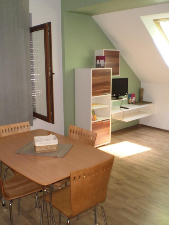 Apartments Petar Pan คราพินสเก ทอปลิตเซ ห้อง รูปภาพ